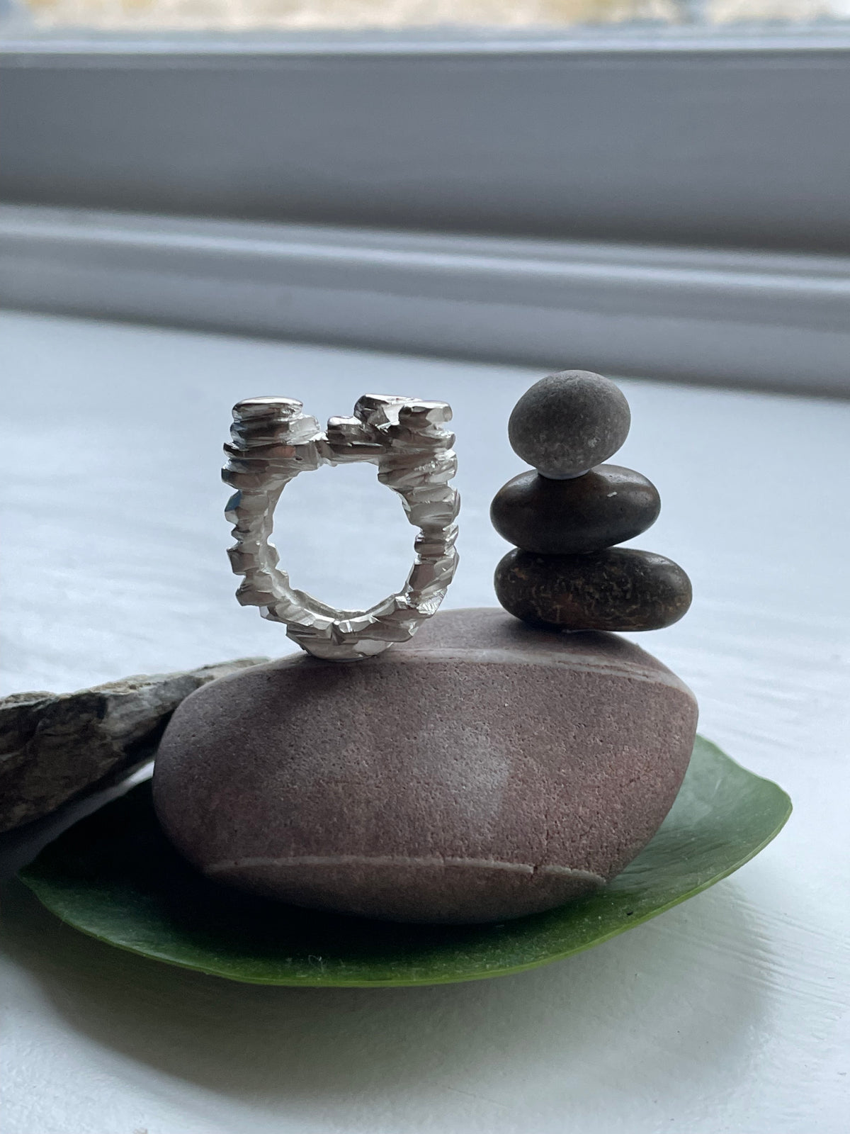 Tititea's Ring, Size L